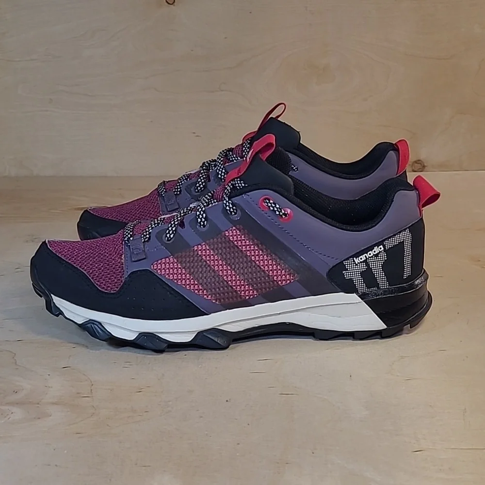 Adidas Kanadia 7 Trail Athletic Running Shoes - Picture 5 of 10